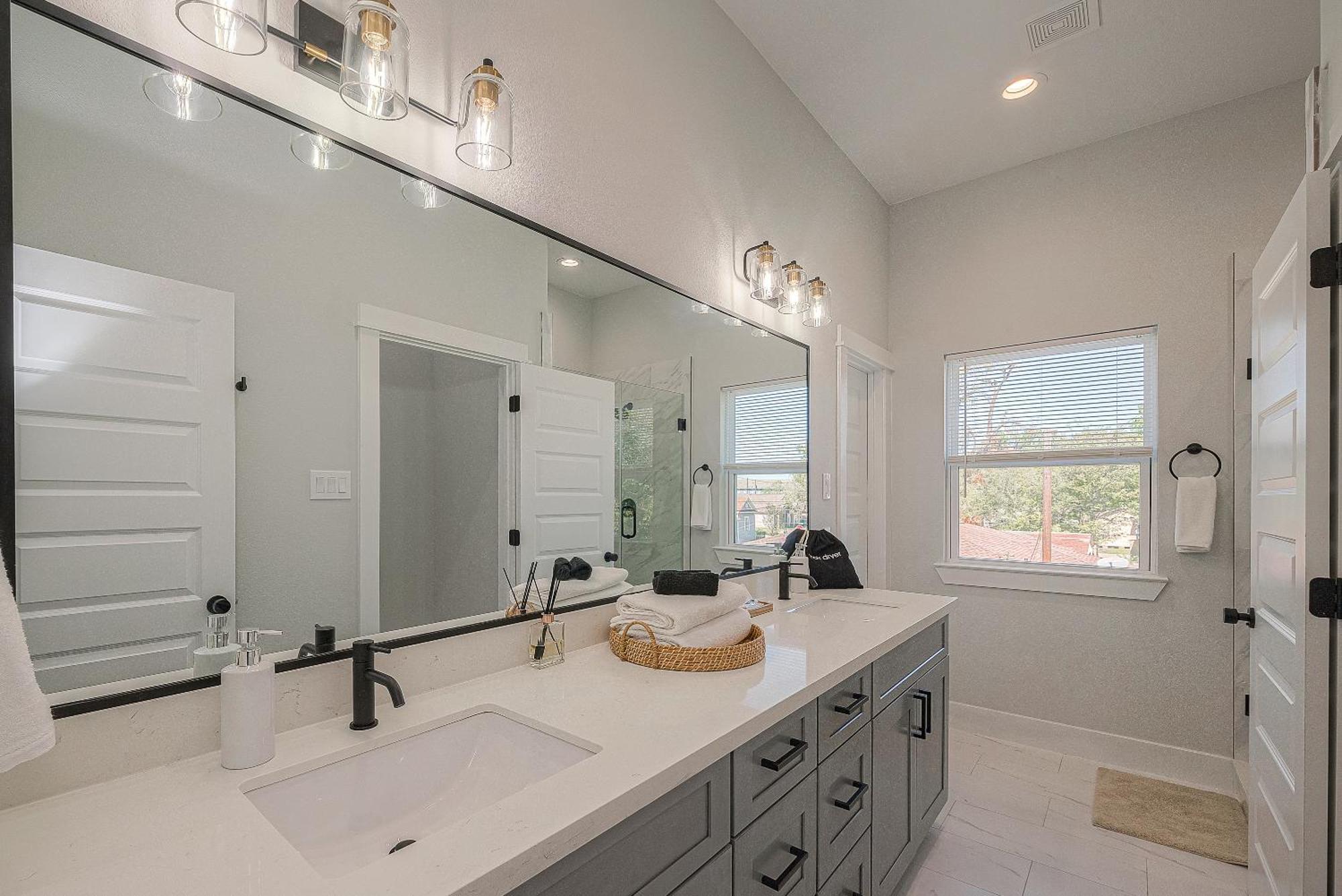 Boho Chic Downtown Retreat Villa Houston Exterior photo