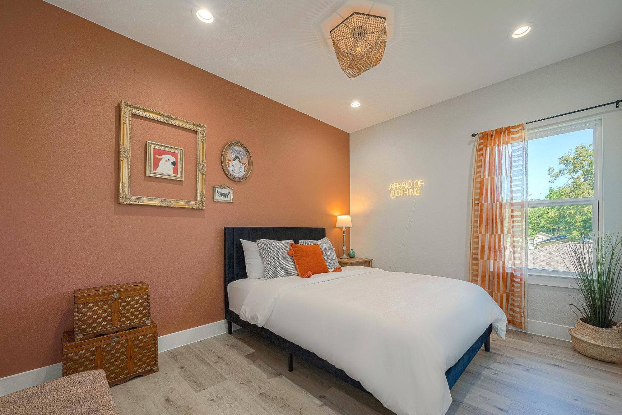 Boho Chic Downtown Retreat Villa Houston Exterior photo